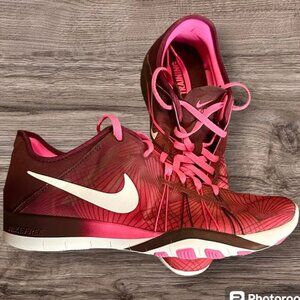 Brand New/Never Worn - Nike Free TR6 Womens Sneaker Shoes -  Black/Pink/White